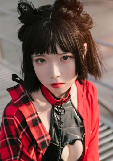 电车魔女4在线观看_国产剧动漫在线观看