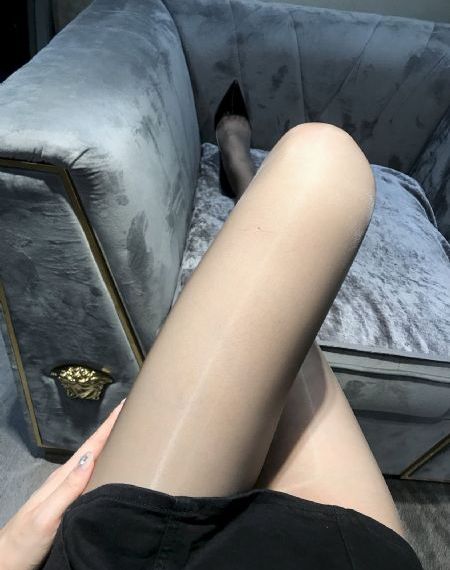 美丽姑娘在线观看完整版中文_超清超清在线观看