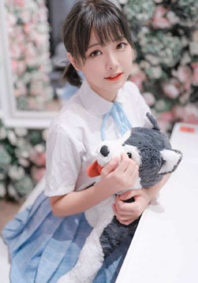 可疑的美容院电影在线观看_4K高清视频播放