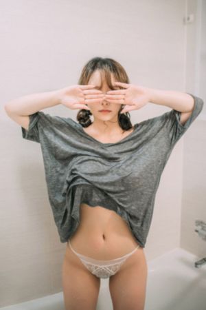 年轻的女朋友伦理_超清在线观看完整版