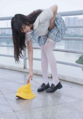 美丽的小蜜蜂_HD在线播放观看