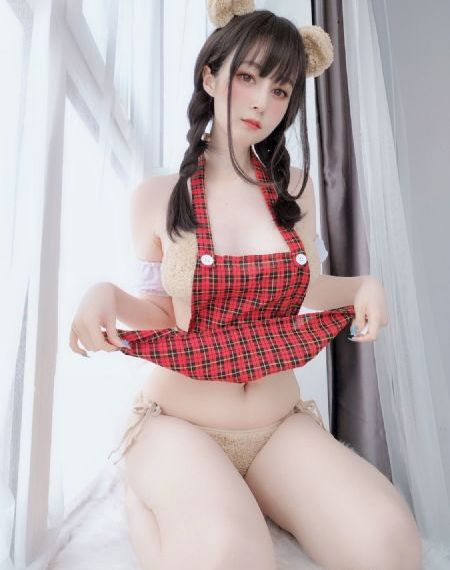 欧美性狂猛xxxxx黑寡妇_国产剧完整视频观看
